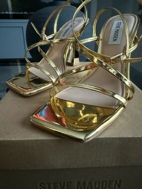 Steve Madden Allegro Gold Metallic Heels